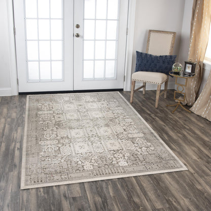 Calabria rug, traditional pattern, 5' x 8
