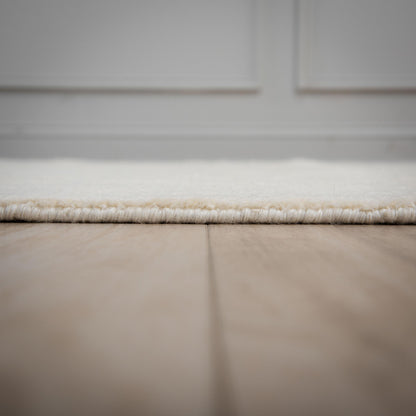 Cloud rug, casual style, 5' x 8'.