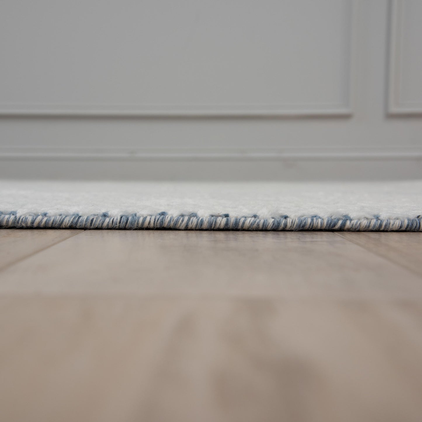 Cloud casual rug, 8' x 10'.