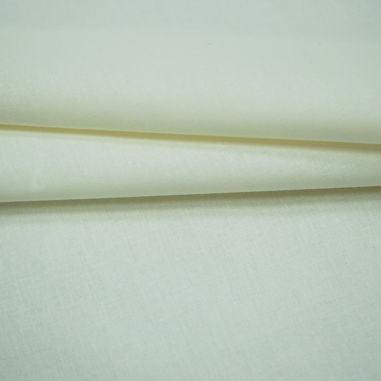 JF Fabrics CLOAK 90 Fabric Plain White  Lining - 6003490 J7871