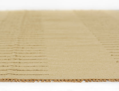 Natural kraft corrugated cardboard panel, edge view with visible fluted core and brown packaging texture