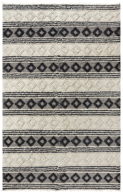 Casual rug, 5' x 8'.