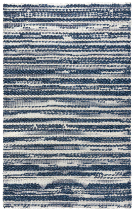 Casual 5' x 8' rug