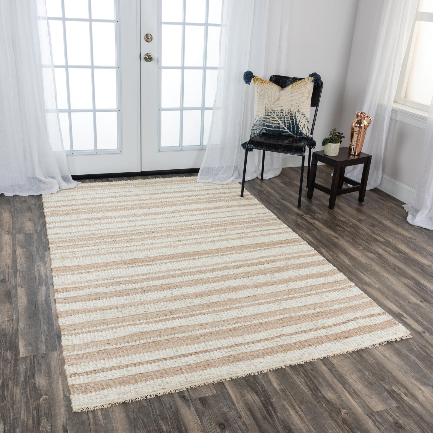 Rug, casual style, 9' x 12