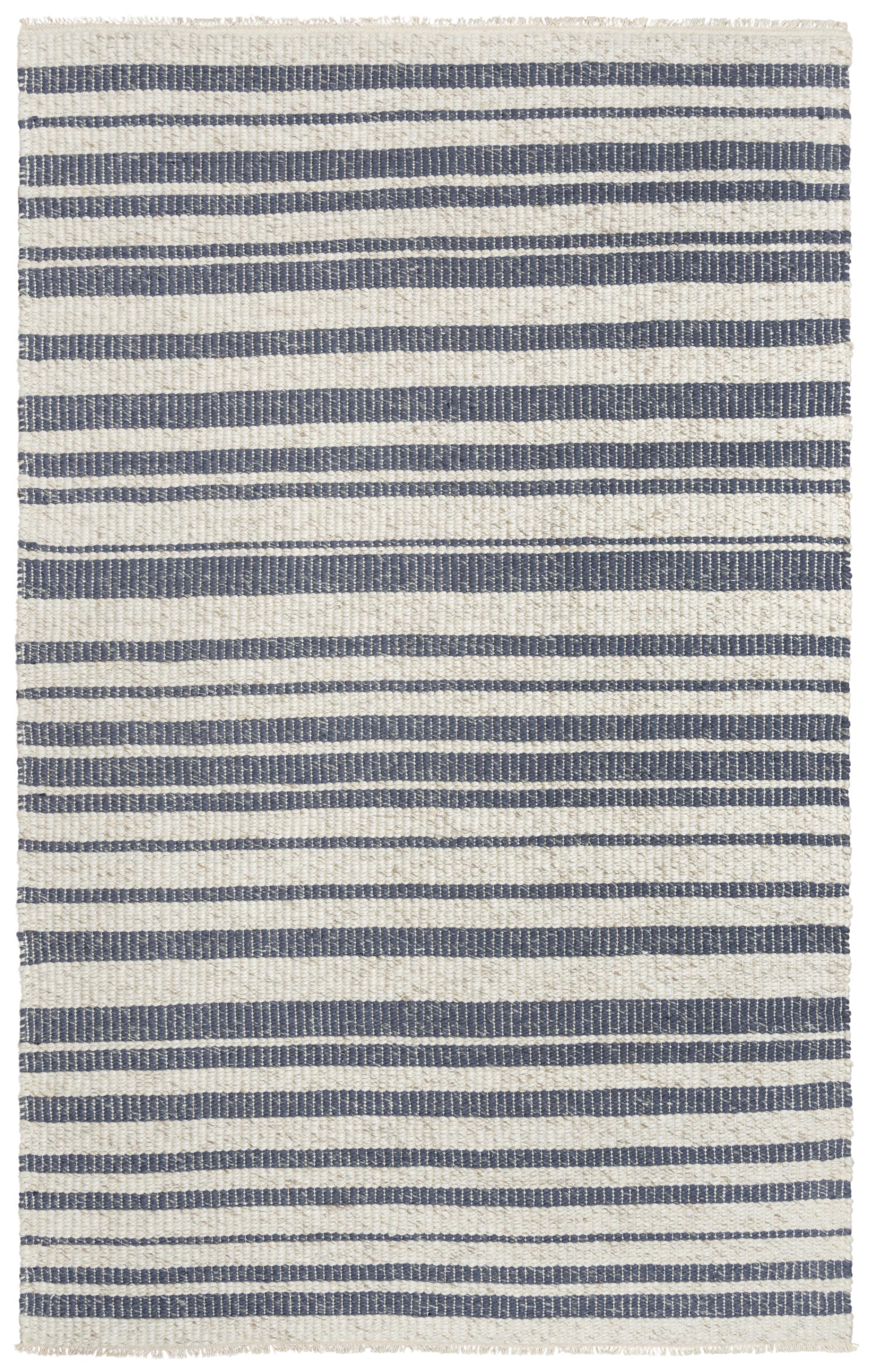 Area rug, 8' x 10'.