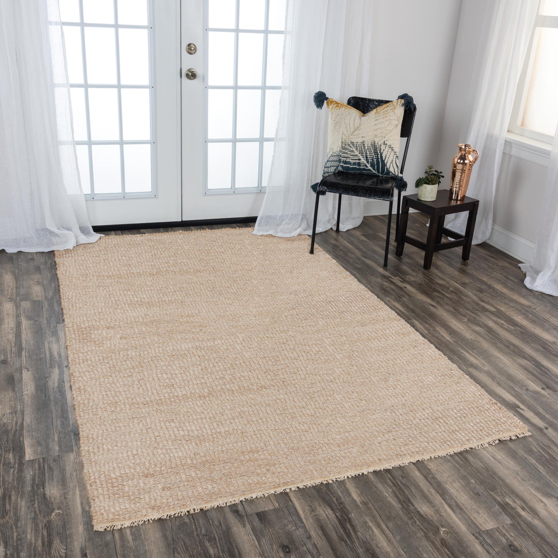 Capri casual rug, 8' x 10'.