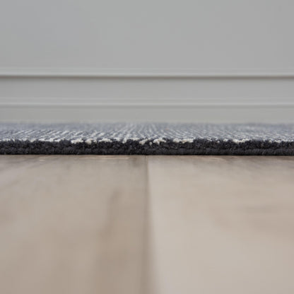 Cosgrove casual rug, 5' x 8'.