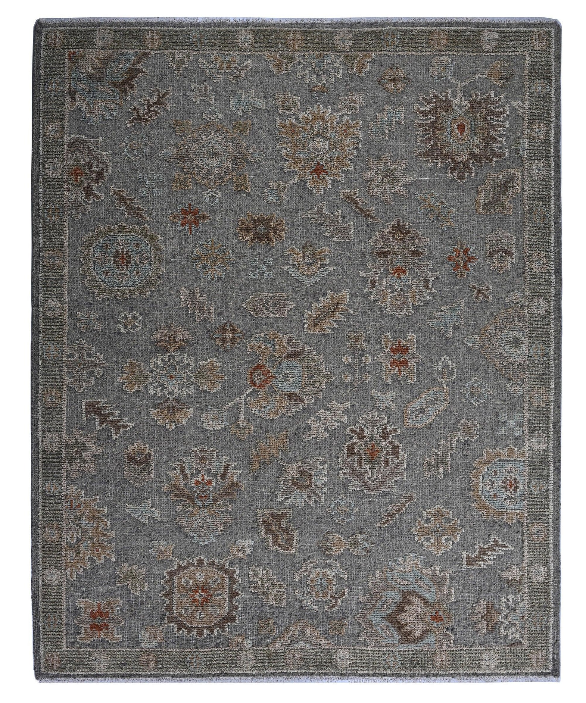 Crestview Traditional rug, 10' x 14'.