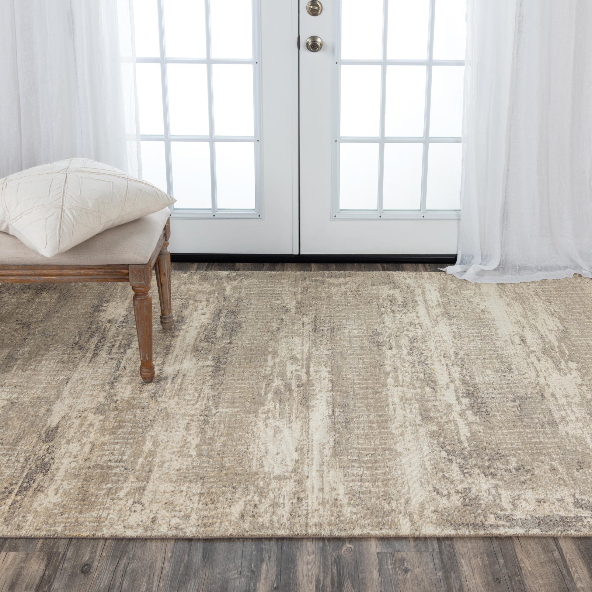 Area rug, 8' x 10', transitional style.