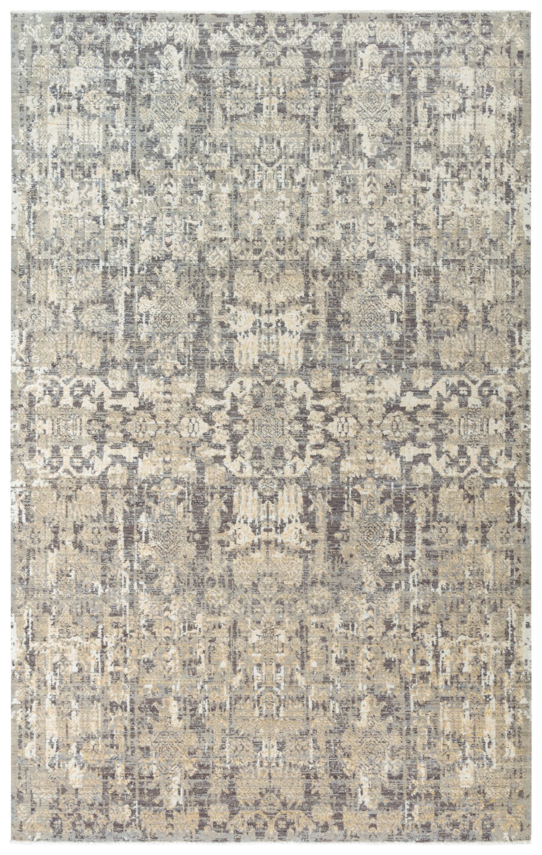 Transitional rug, 2' x 3'.