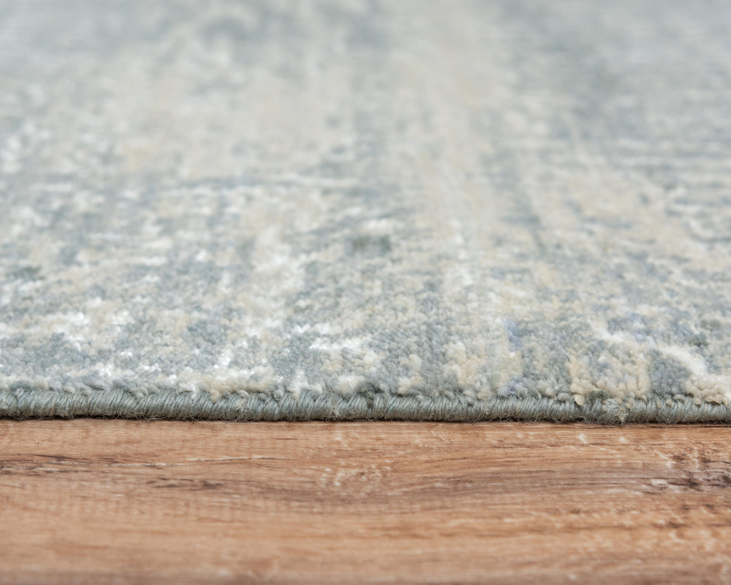 Transitional rug, 2' x 3'.