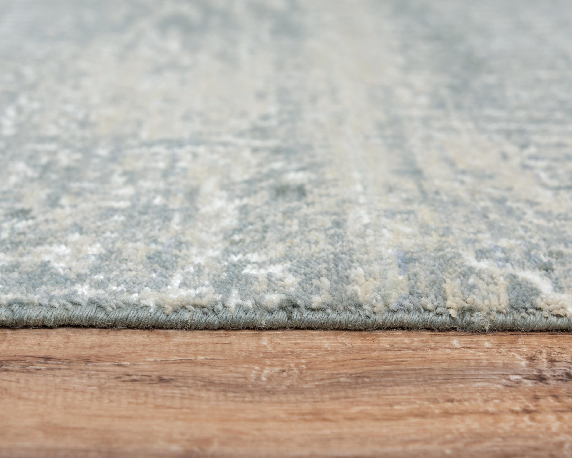 Rug, 8' x 10', transitional style