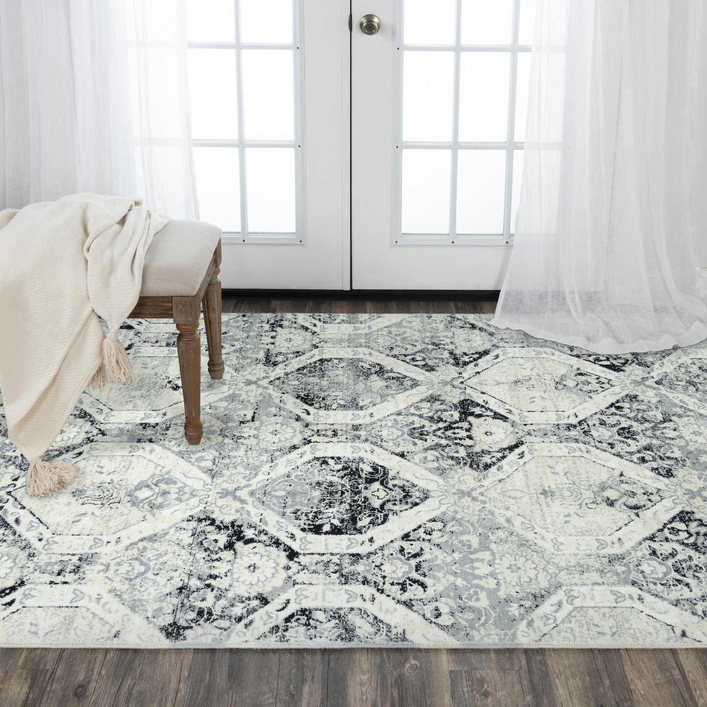 2' x 3' rug with textured weave