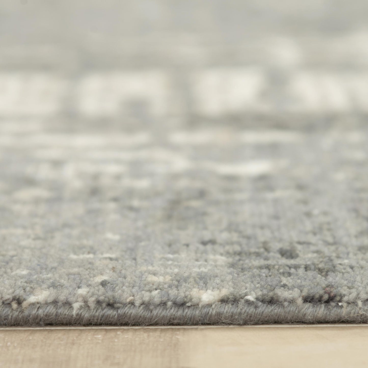 Contemporary rug, 10' x 13'.