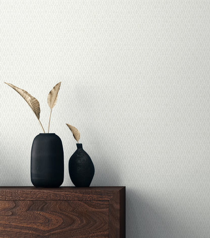 Collins & Company Deco 2 Fifth Avenue Diamond Geometric Contemporary Off-White Metallic  - DC60600