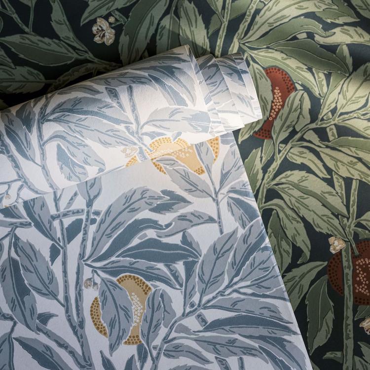 SANDERSON Ancient Apple Orchard Wallpaper Leaves , Trees Wedgwood  Surflex-Printed Wallpaper - DHIP217493