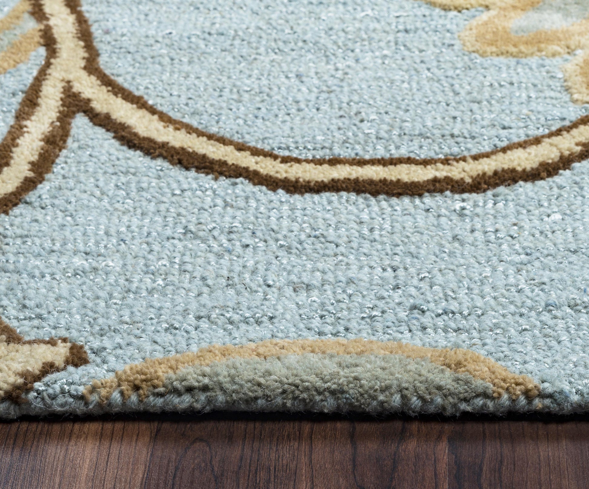 Transitional rug, 3' x 5'.