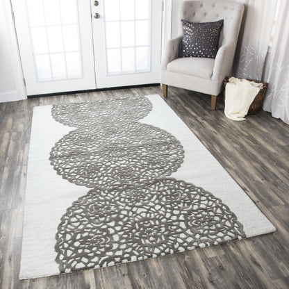 Transitional rug, 3' x 5