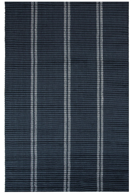 Area rug, 9' x 12'.