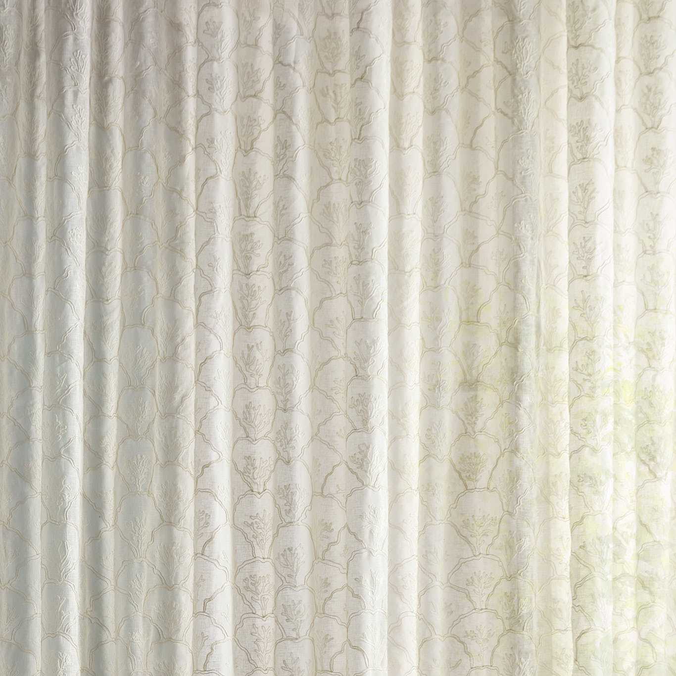 SANDERSON Coral Mount Non-Weighted Sheers/Voile  Seaspray White   - DSHE237755