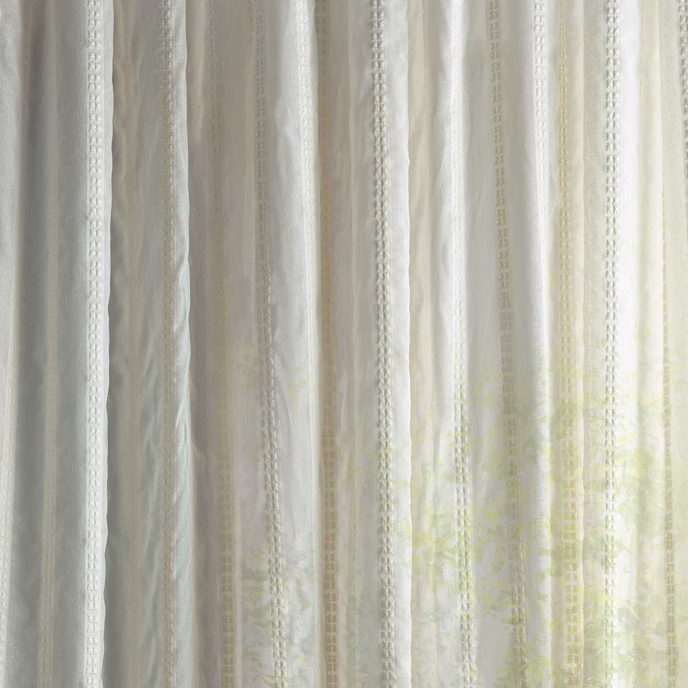 SANDERSON Rafferty Non-Weighted Sheers/Voile  Seaspray White   - DSHE237762