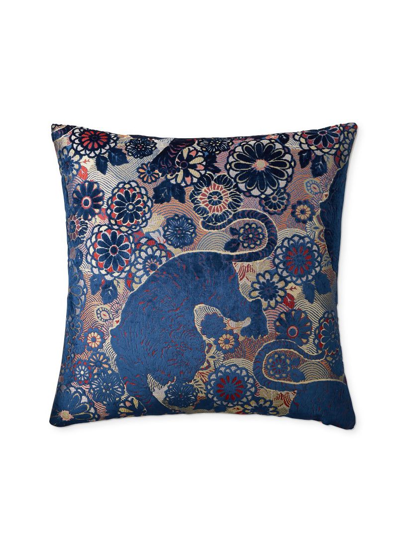 SCALAMANDRE PILLOWS   BIRD / ANIMAL 
FLORAL SQUARE    - EA 0002SIBERPILL