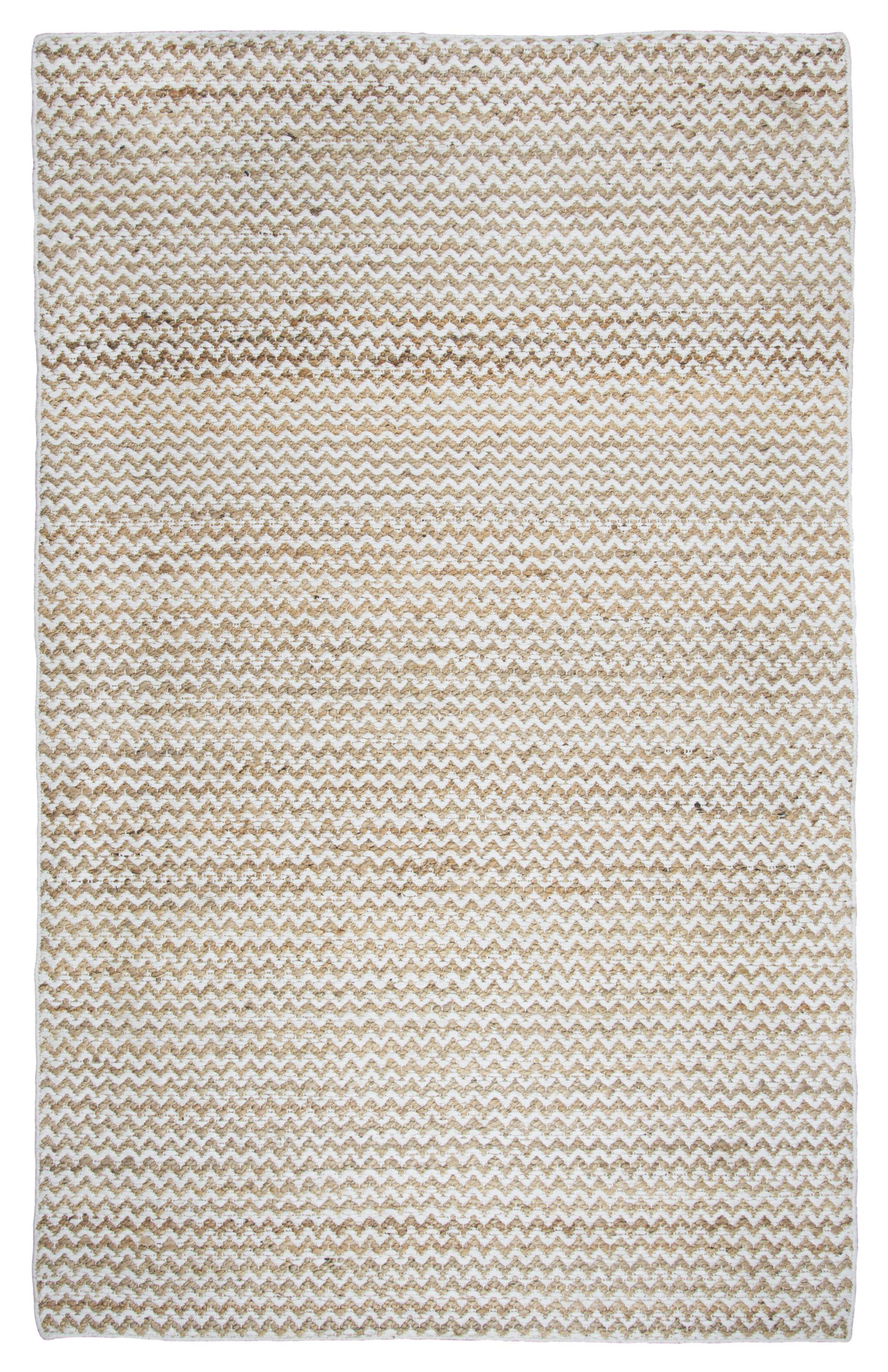 Rug, 3' x 5'.