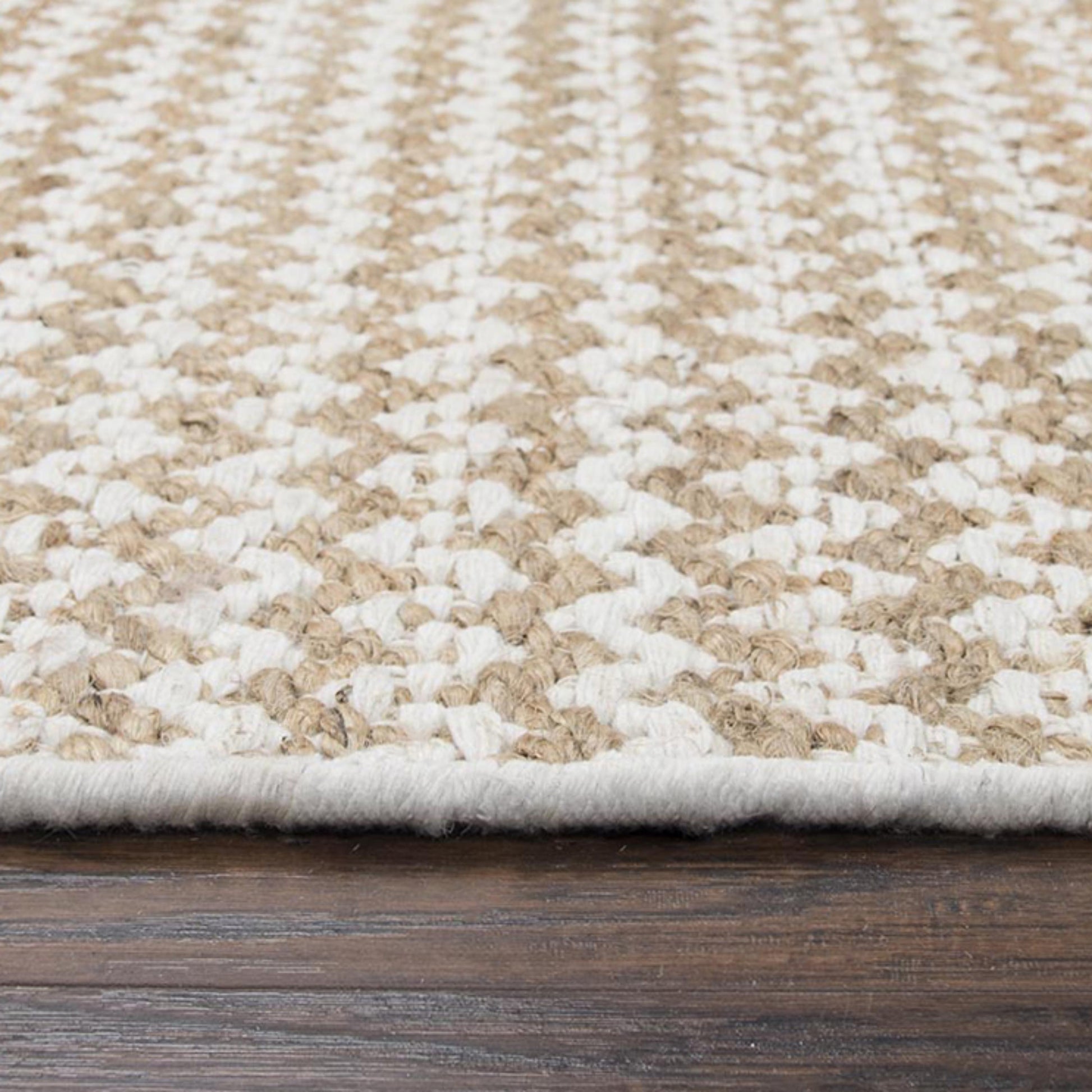 Rug, 8' x 10'.
