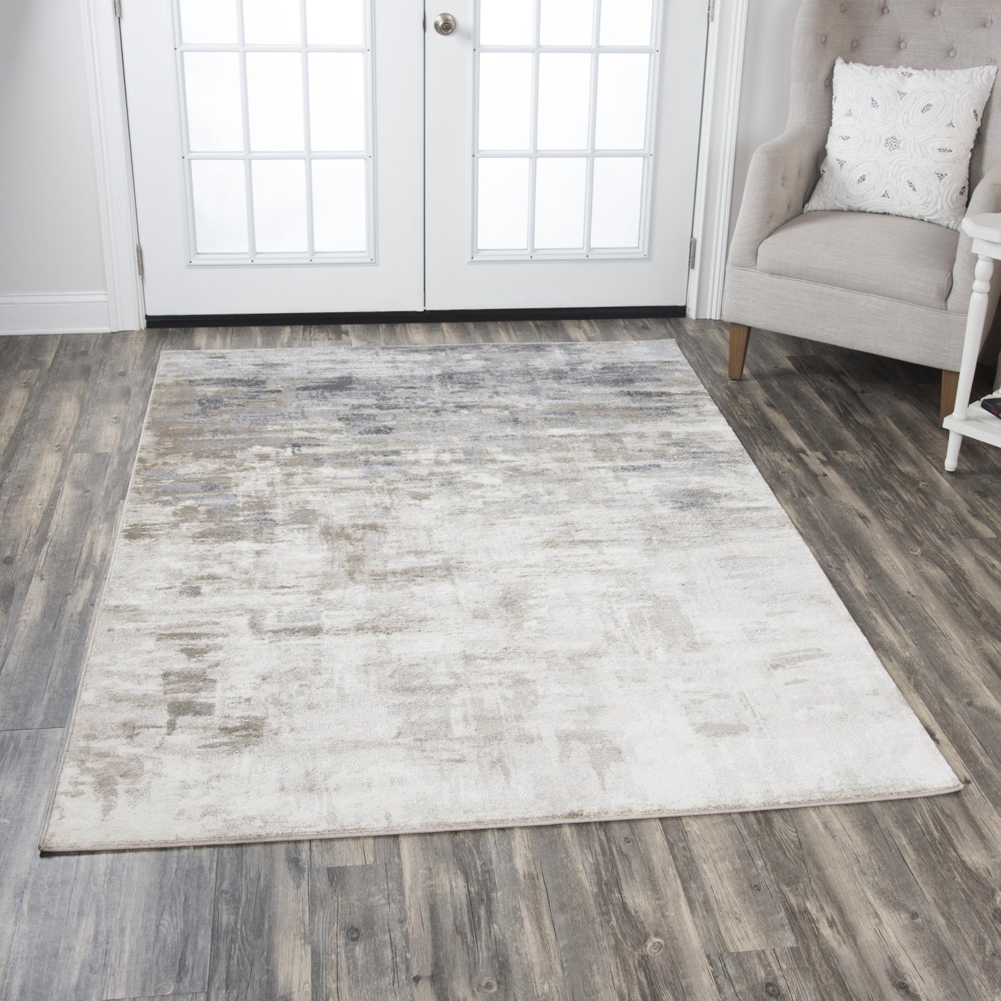 Encore Contemporary rug, 5' x 7'.