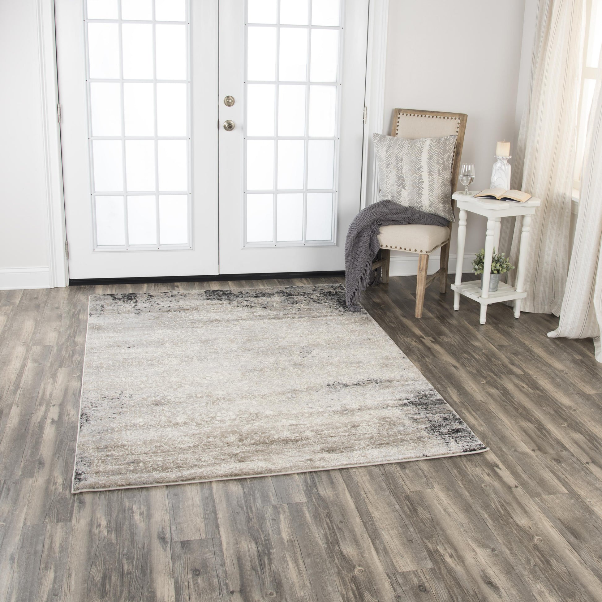 Rug, transitional style, 5' x 7'.