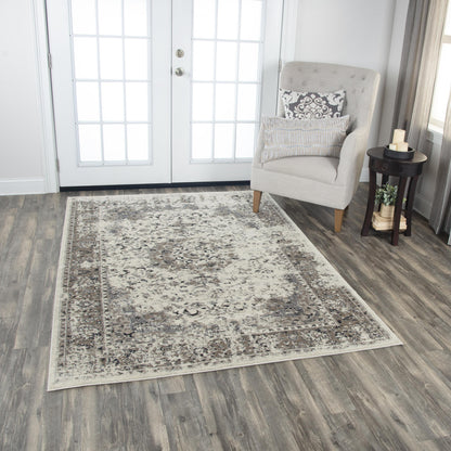Traditional rug, 8' x 10'.