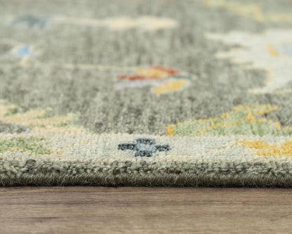Transitional area rug, 8' x 10'.