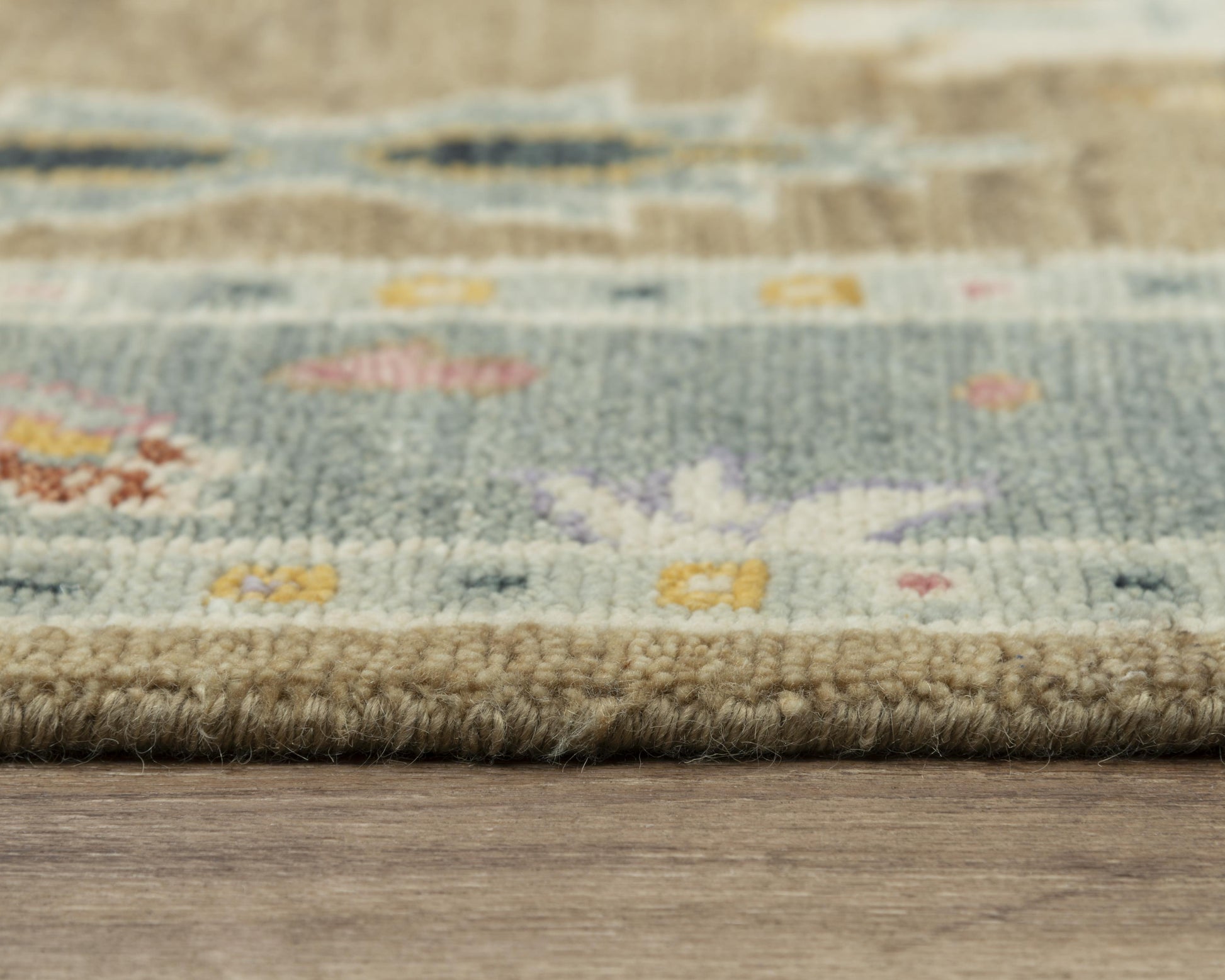 Traditional rug, 2' x 3', ENVENV965T3330203