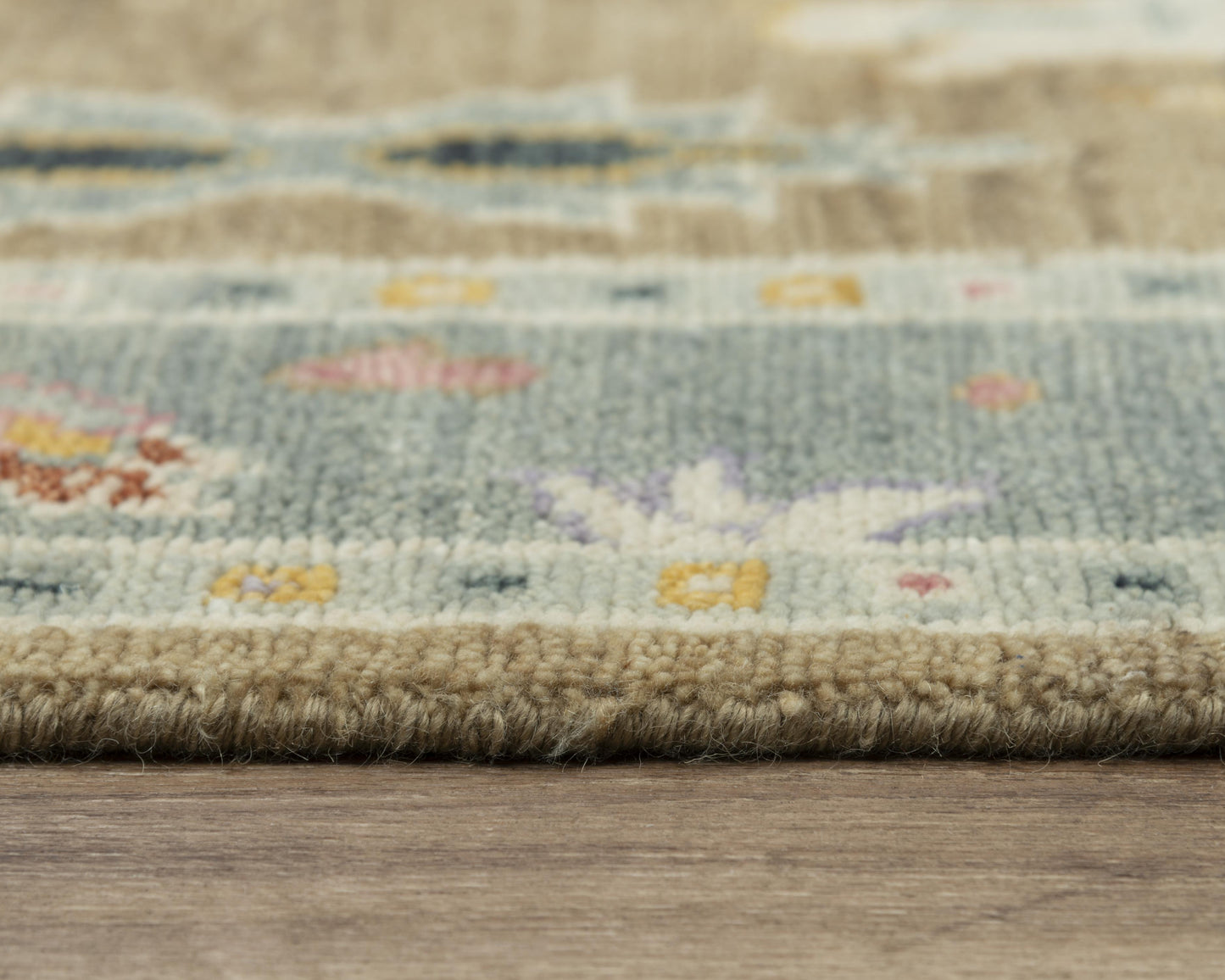 Traditional rug, 8' x 10'.