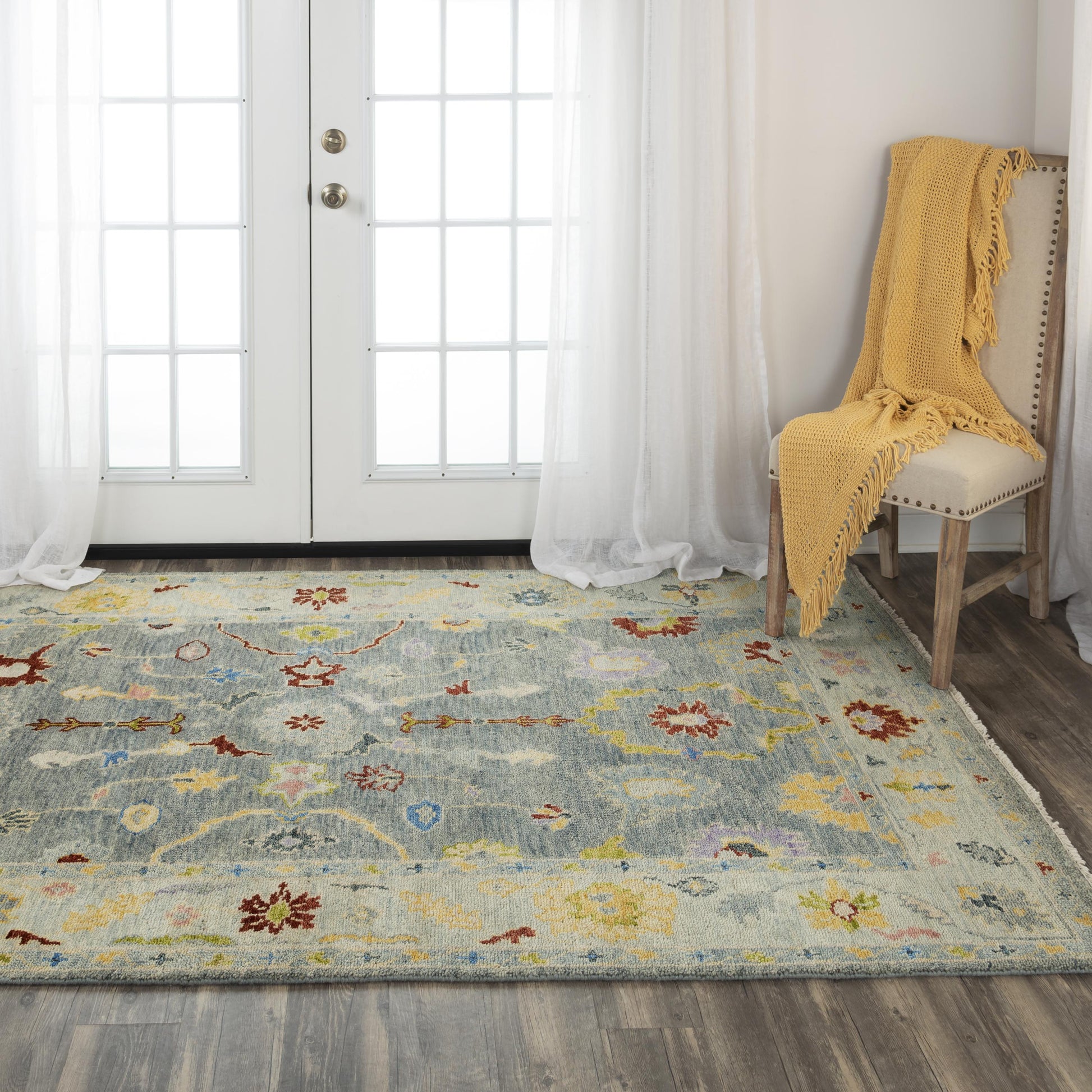 8' x 10' traditional rug