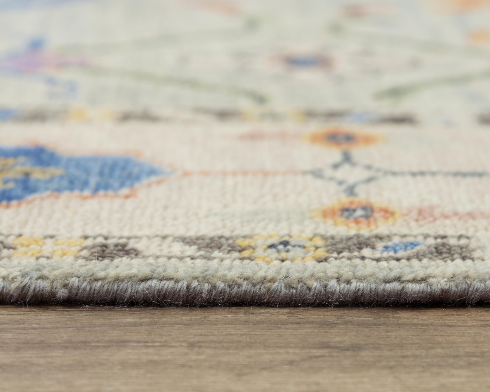 Envision Traditional rug, 9' x 12'.