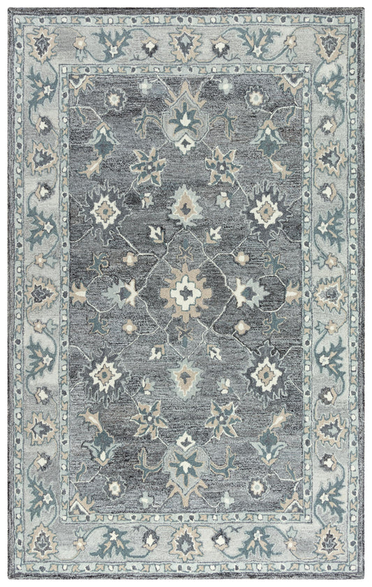 Traditional rug, 5' x 8'.