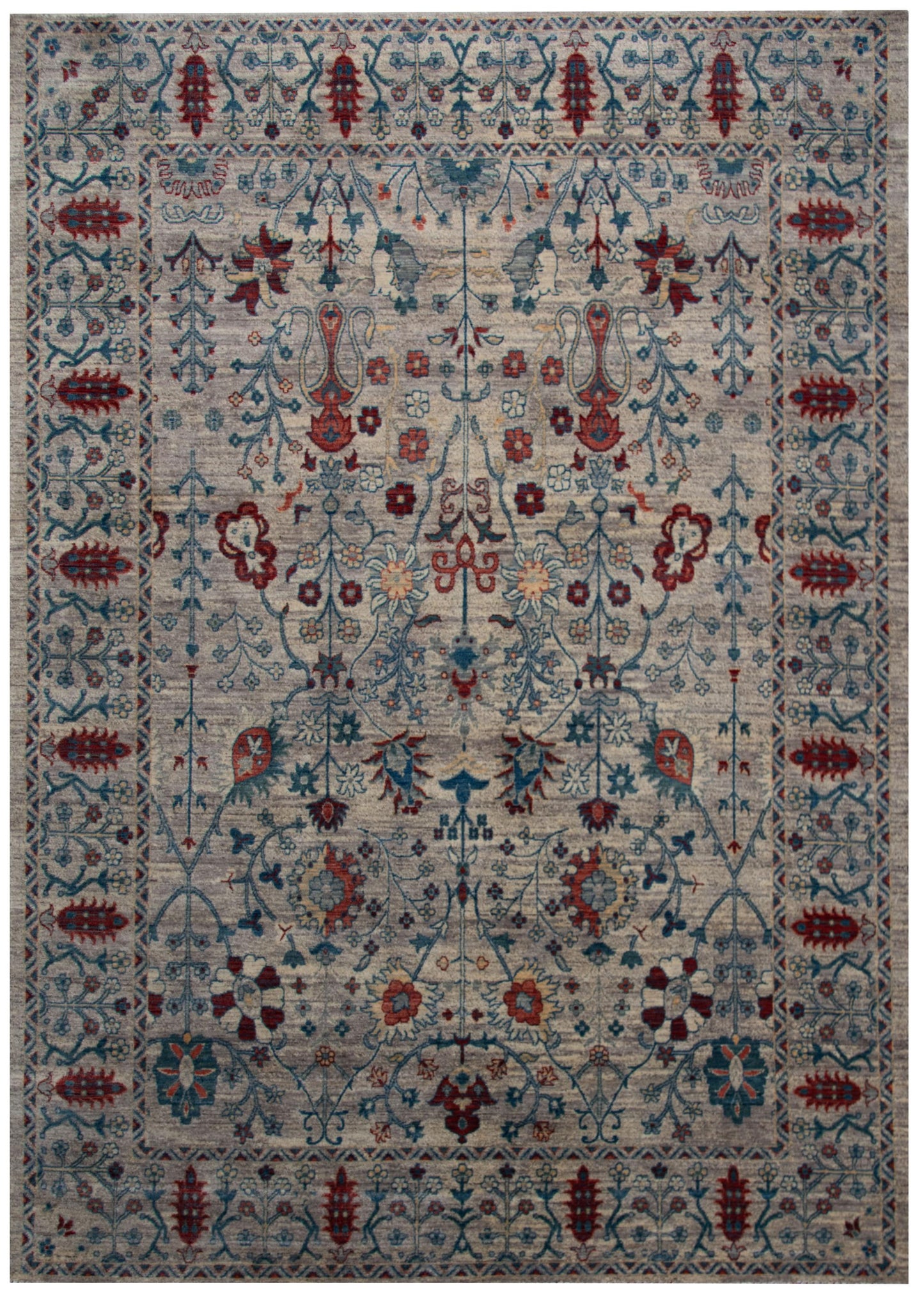 Traditional rug, 2' x 3'.