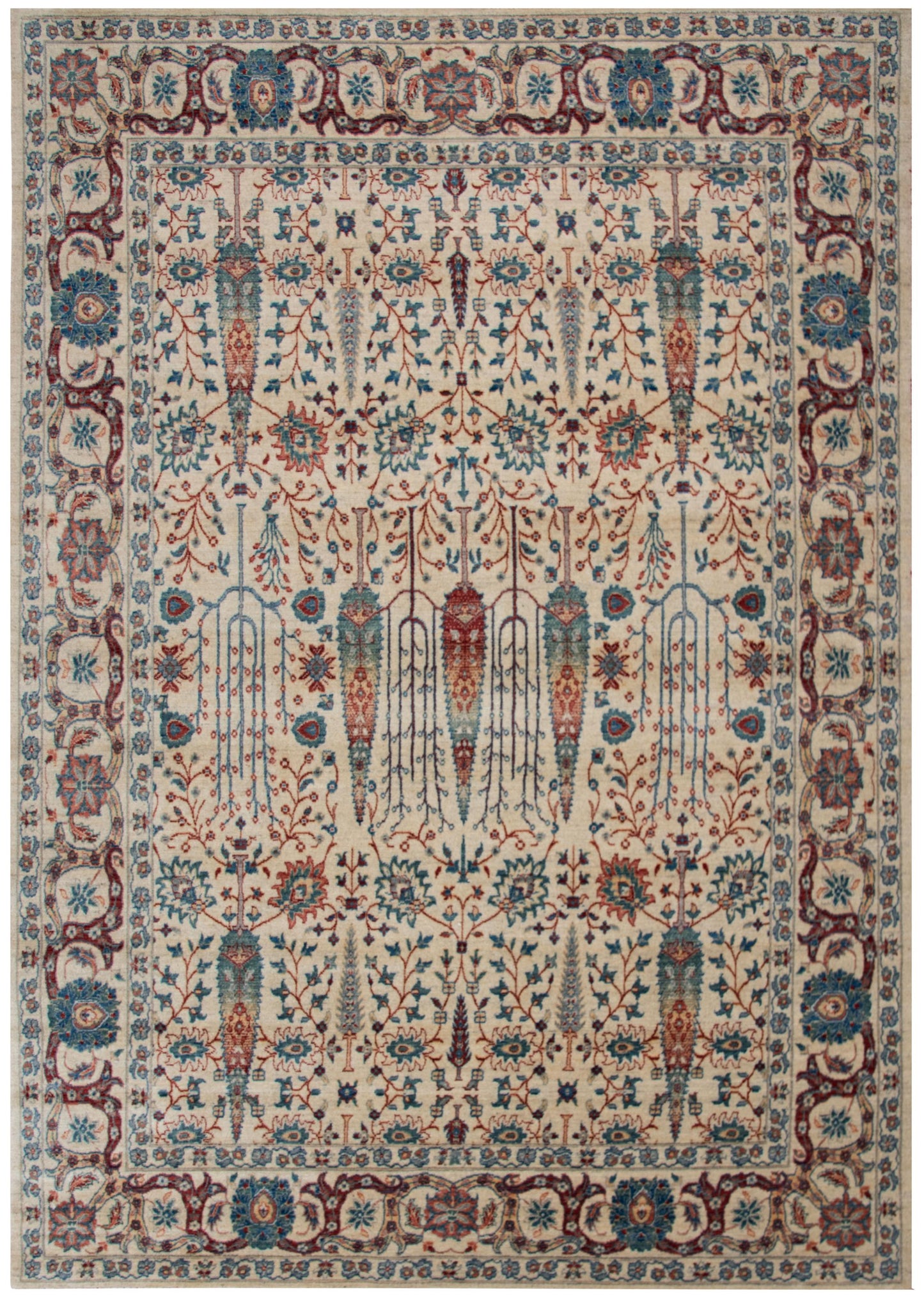Traditional rug, 2' x 3'.