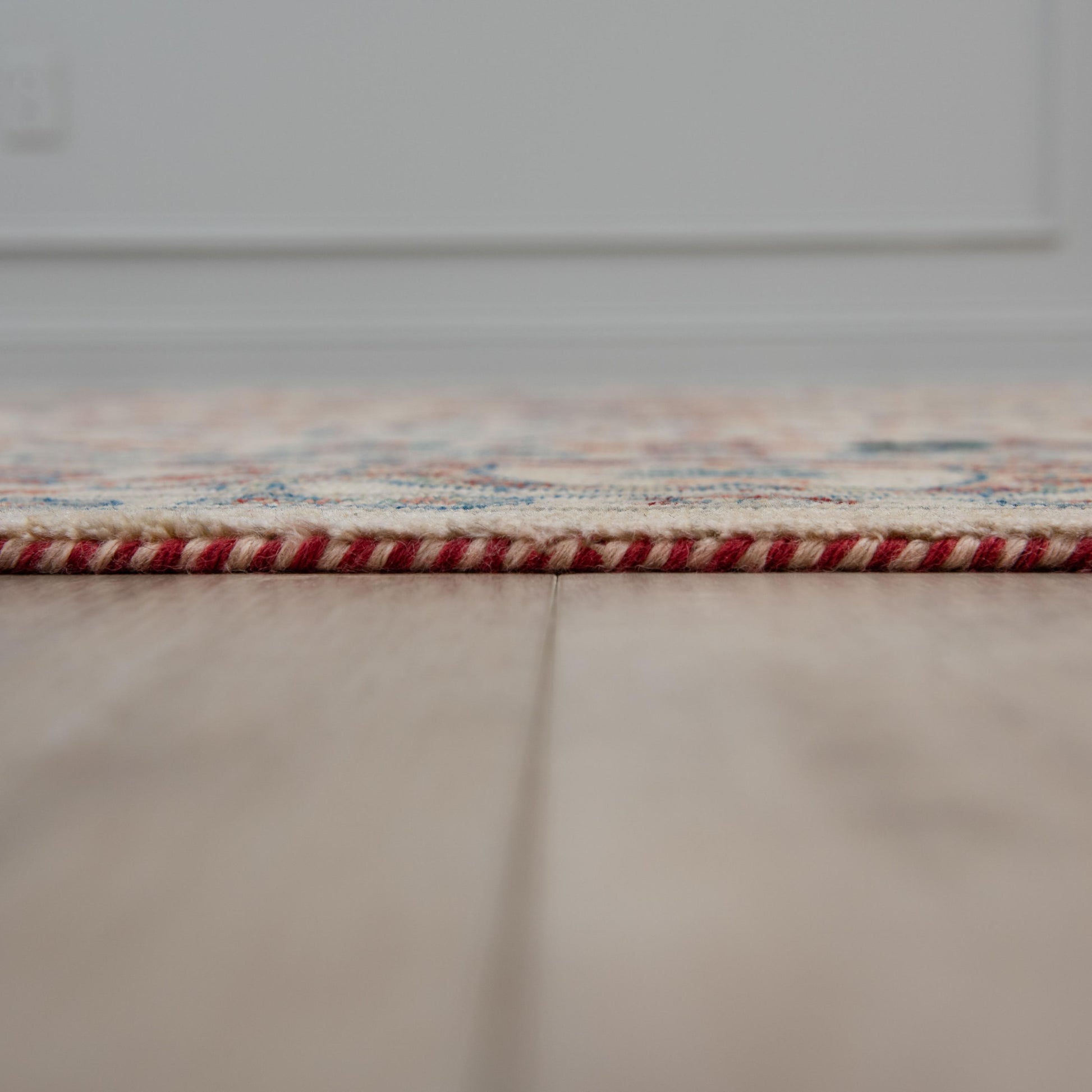 Estate Traditional rug, 2' x 8'.