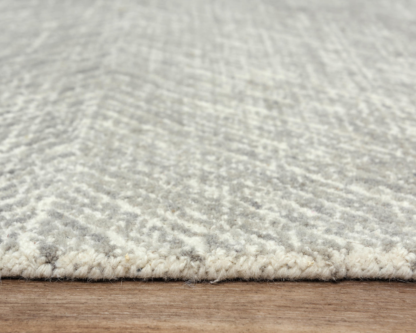 Etchings contemporary rug, 5' x 8'.