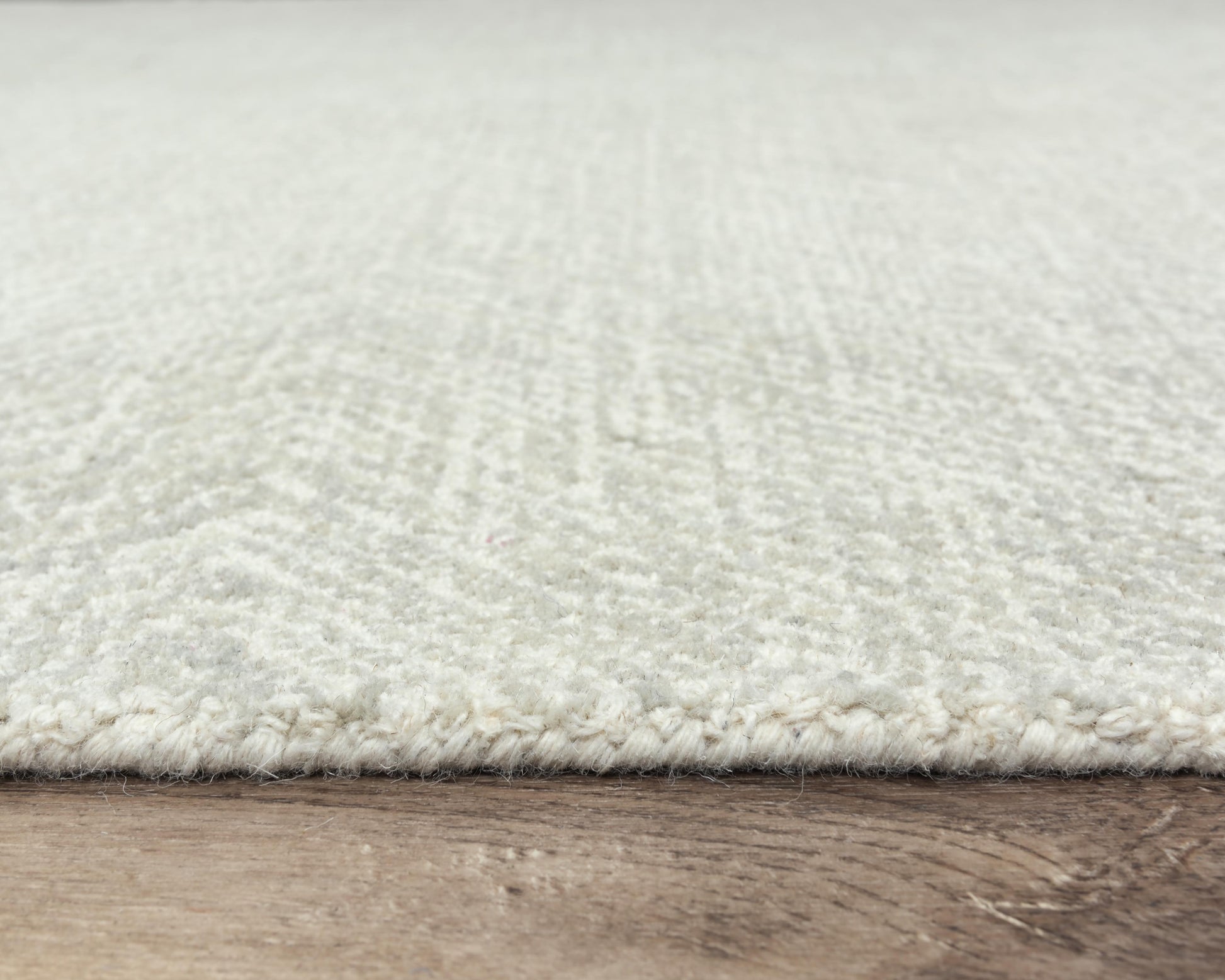 Contemporary rug, 8' x 10'.