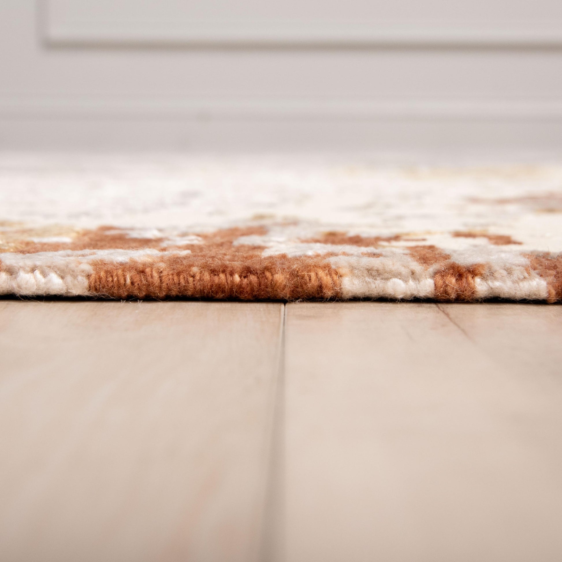 Contemporary rug, 2' x 8'.