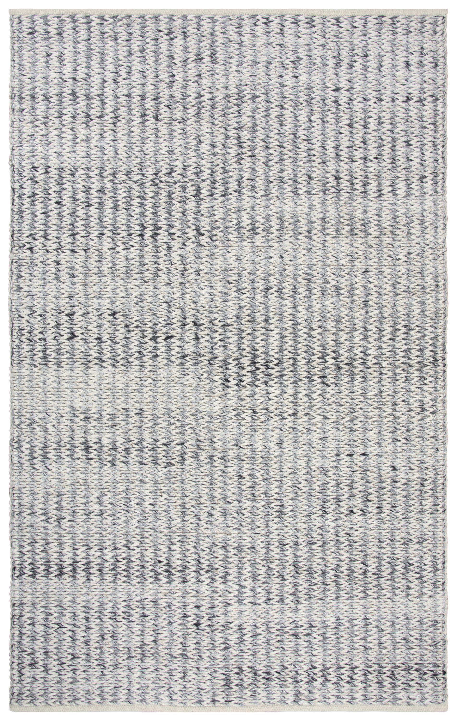Casual rug, 8' x 10'.