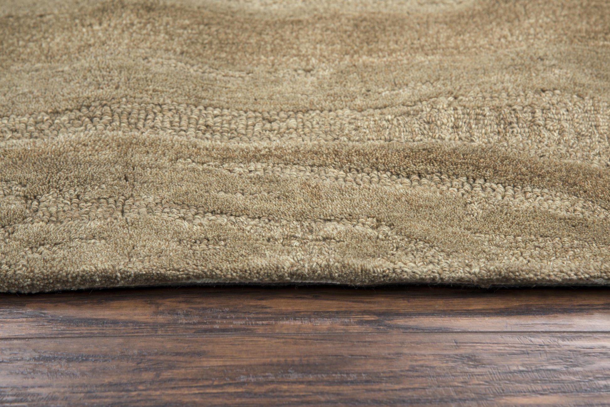 Rug, 8' x 10', contemporary style.