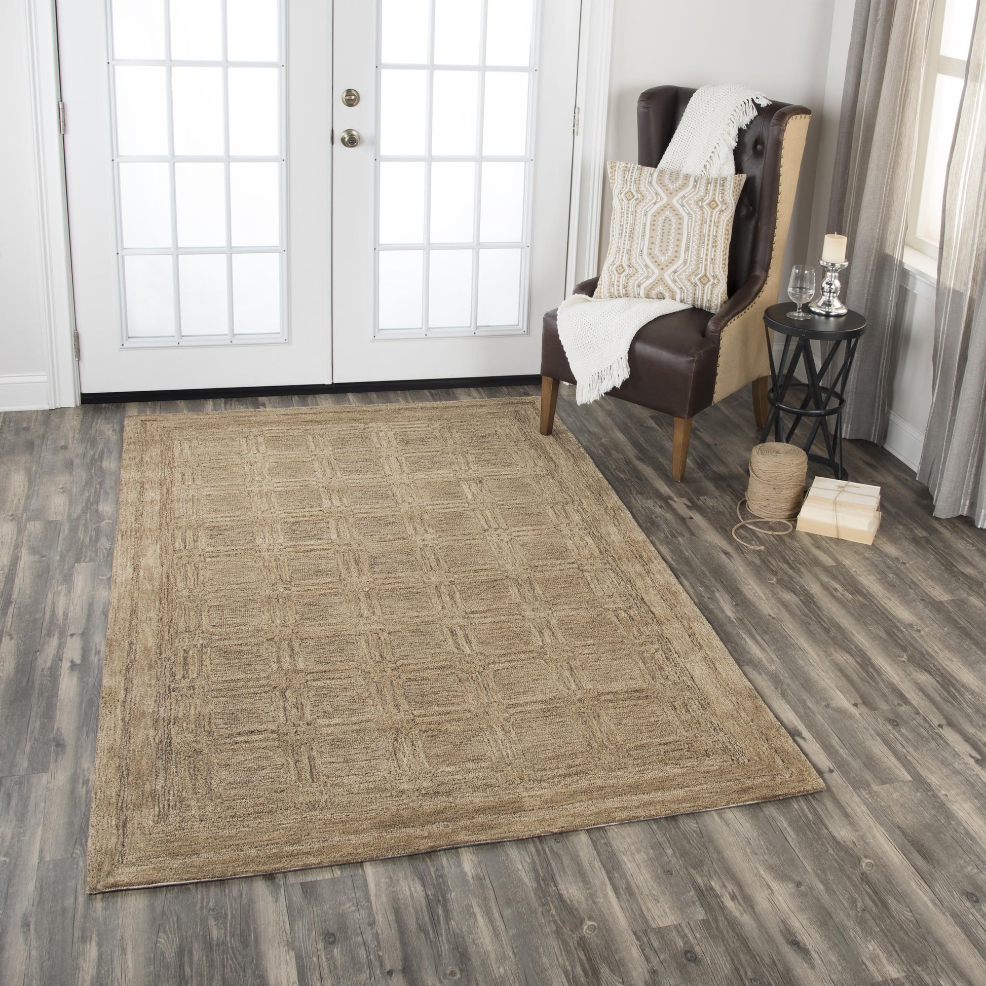 Rug, 9' x 12'.