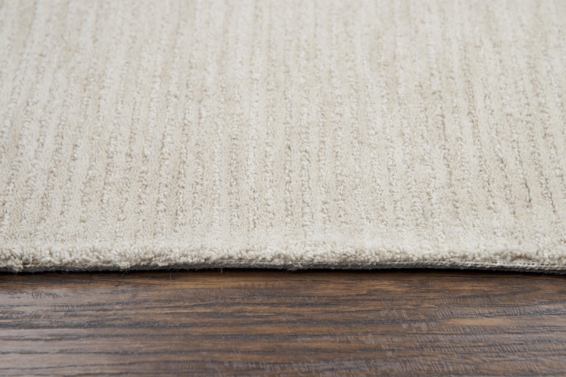 Contemporary rug, 10' x 13'.