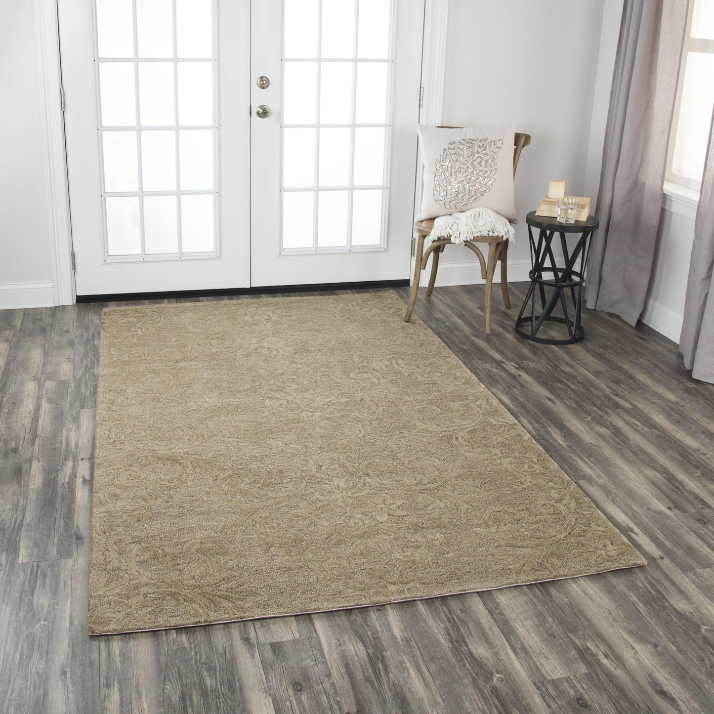 Contemporary rug, 9' x 12'.