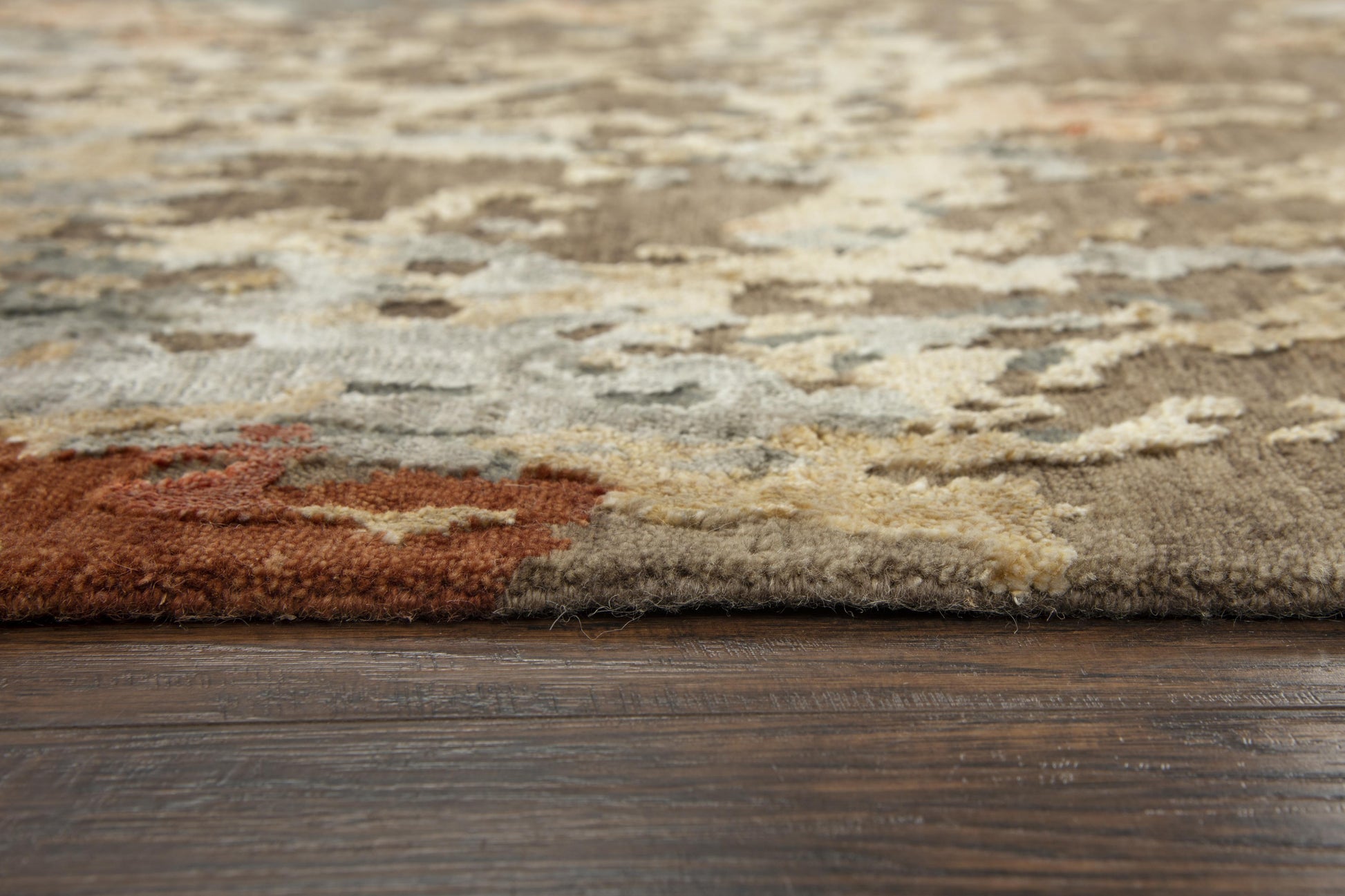 Rug, 10' x 14'.