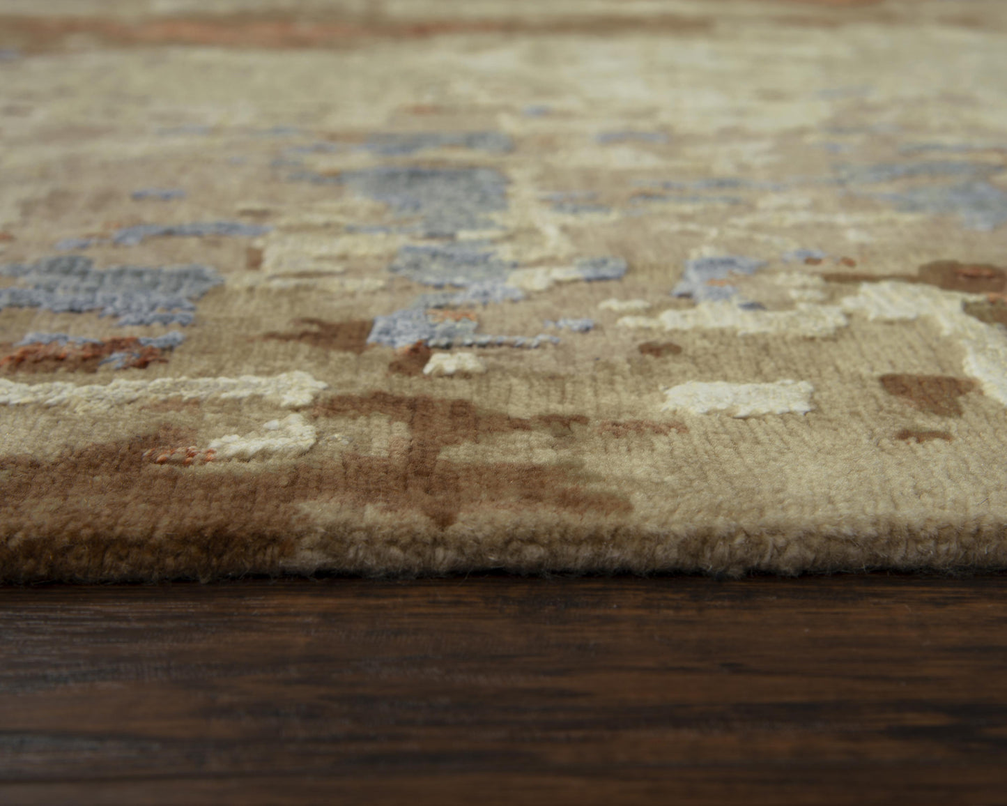 Finesse Contemporary rug, 9' x 12'.